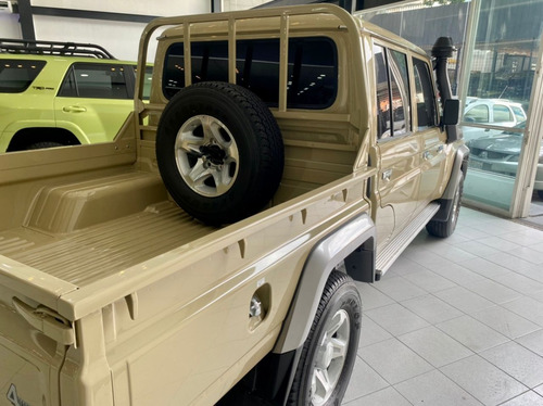 Imagen 3 de 13 de Toyota Land Cruiser Hembrita Sincronico 4x4