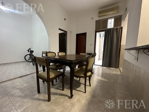 Venta Ph De 2 Ambientes Con Patio En Sarandi