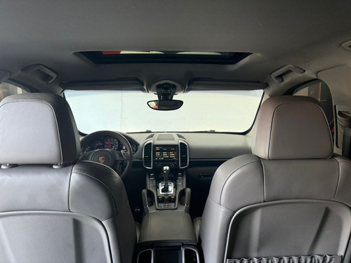 Porsche Cayenne 4.8 V8 S 5p