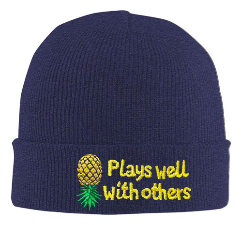 Plays Well With Others Gorro De Piña Boca Abajo Para Hombres