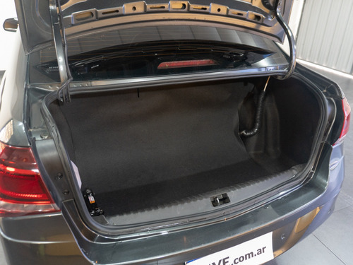 Chevrolet Cobalt 1.8 Sedan Ltz