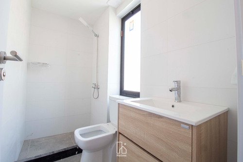 Venta Casa Barra Carrasco 3 Dormitorios - A Estrenar- Jardín Parrillero - 2 Garajes