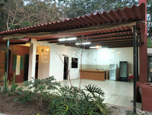 Se Renta Quinta Con Terraza En Km 1 Camino La Capacha, Colima