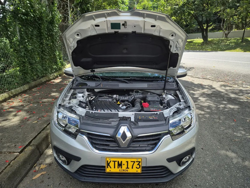 Renault Logan 1.6 Intens At 2024