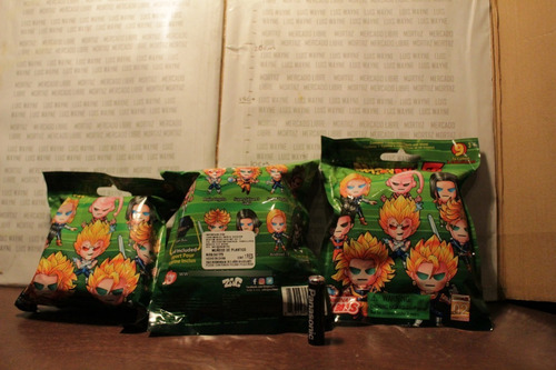 Pack 3 Figuras Sorpresa Toei Animation Dragon Ball Z Goku (Usado)