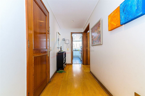 Departamento En Venta De 3 Dorm. En Las Condes