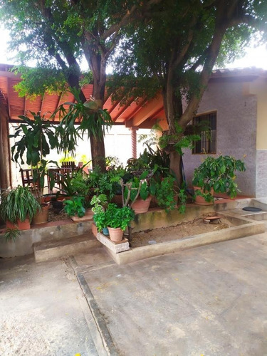 Imagen 5 de 12 de Casa En Los Robles