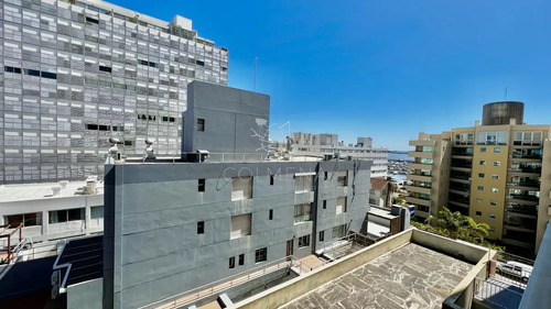 Oportunidad Reciclada - 1 Dormitorio En Edificio Kennedy