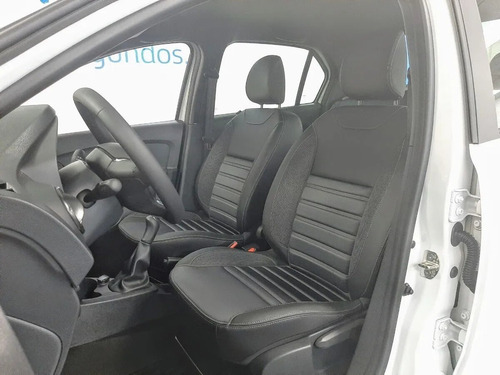 Imagen 5 de 21 de Renault Logan Life Cadenero 1.6 Taxi 2022 #ev