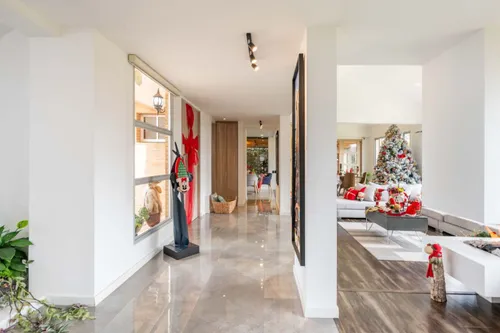 Casa En Arriendo/venta En Canelon. Cod A20472