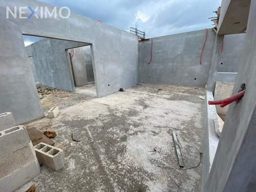 Imagen 7 de 13 de Casa En Venta De Un Piso En Privada Segura Con Alberca En Chichi Suarez Merida En Privada, Yucatan