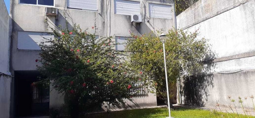 68 Entre 29 Y 30 - Departamento De Un Dormitorio En Venta (inversores)