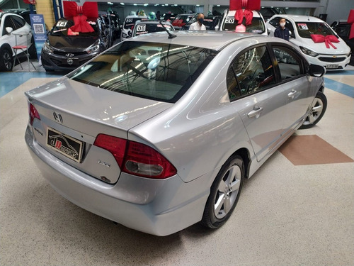 Imagem 3 de 10 de Honda Civic 1.8 Lxs 16v