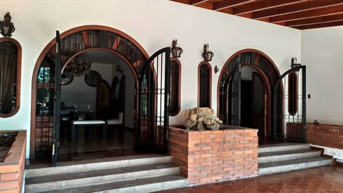 Imagen 2 de 14 de Casa Urb Los Picacho De Club Hipico Los Teques