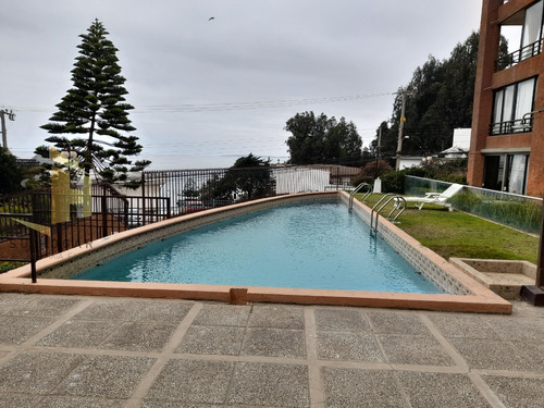 Se Vende Bonito Dpto A Metros De Playa Amarilla, Concón.