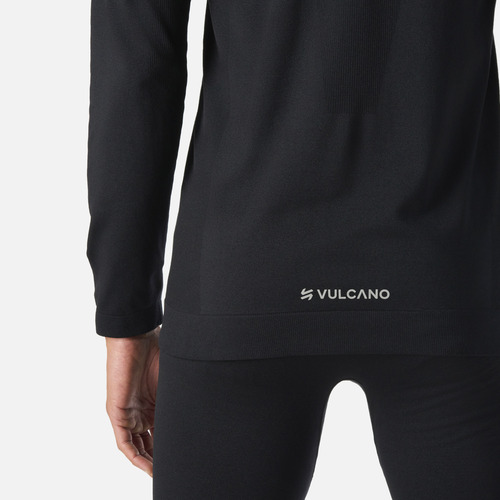 Polera Primera Capa Hombre Built To Move Negro