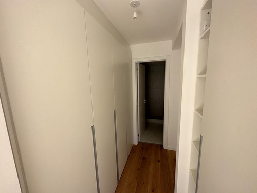 Venta Apartamento Dos Dormitorios Tres Baños Malvín Patio Exclusivo Soleado