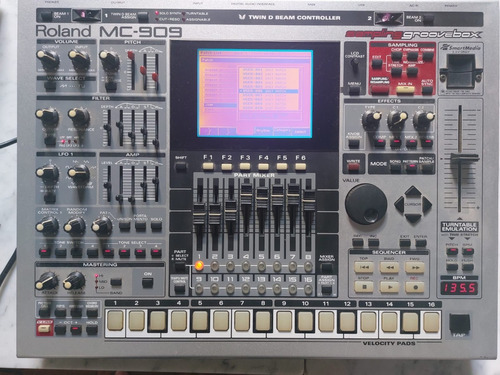 Sampling Groovebox Roland Mc909 16 Pistas Mc 909