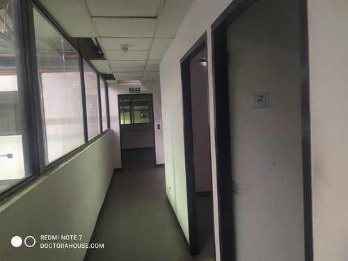 Espectacular Galpon 3.000m2 Av. Lebrún