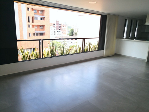 Apartamento En Venta Ubicado En Medellin Sector Conquistadores (23019).