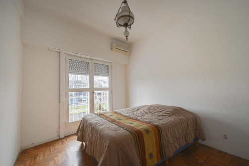 Venta Ph 4 Ambientes Sin Expensas C/ Terraza, Quincho Y Parrilla. Bernal. Apto Credito.
