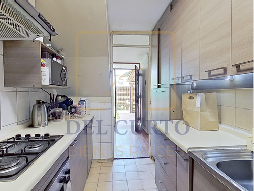 Casa Remodelada En Barrio Residencial 4d | 3b