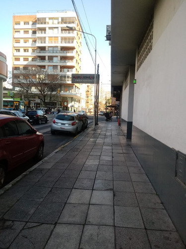 Imagen 2 de 13 de Dto De 2 Ambientes 5 Piso Cta Frente Excelente Lugar.consult