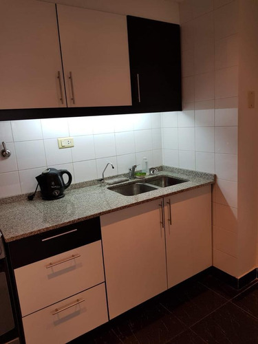 Imagen 6 de 18 de Departamento - Muy Luminoso - San Nicolás - 3 Amb - Refaccionado