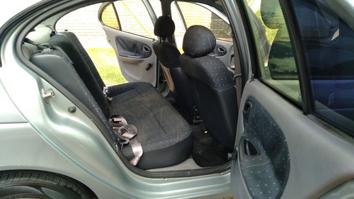 Renault Megane 2008 1.6 Tric Pack