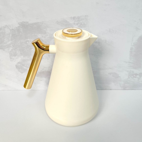 Jarra Térmica De Plastico Blanca Con Asa De Cobre 1 Lt
