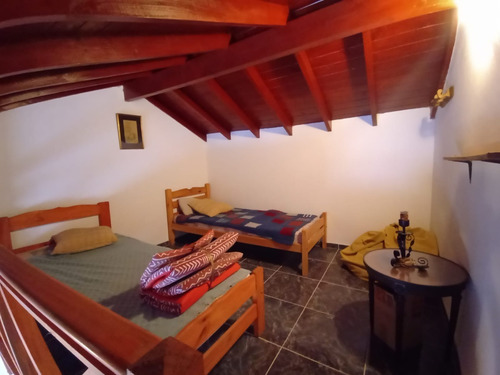 Duplex Al Frente! 3 Amb. + Entrepiso! Gas Natural! 4 N° 6694 Uf 4 -