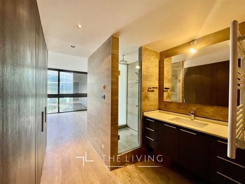 Departamento En Arriendo De 2 Dorm. En Lo Barnechea