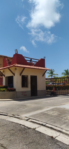 Imagen 1 de 14 de Townhouse En Venta, Puerto Encantado!