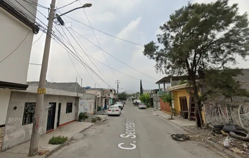 !! Gran Remate !! Hermosa Y Amplia Casa En La Mejor Zona De Col. La Alianza Nonterrey Nuevo Leon