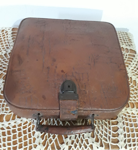 Antigua Máquina De Escribir Portátil Alemana Princess 200
