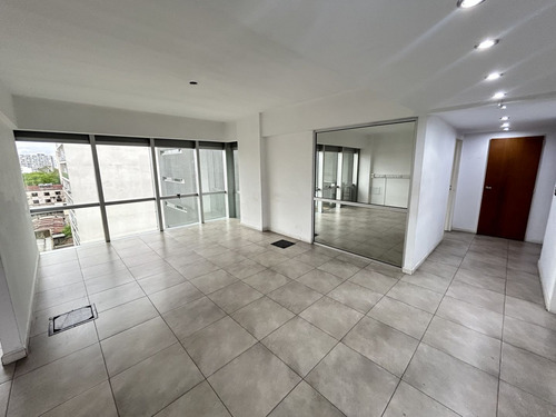 Alquiler Oficina Puerto Madero 125m2 Cochera