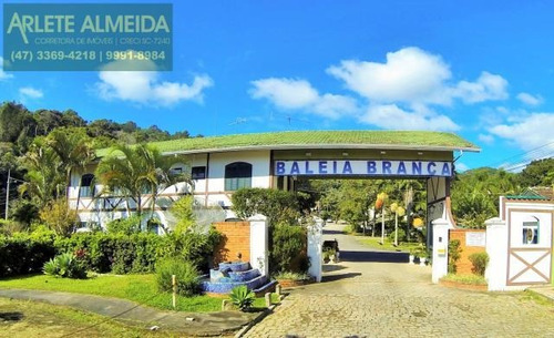 Imagem 1 de 15 de Casa No Bairro Centro Em Porto Belo Sc - 2518