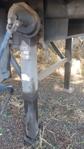Carreta Randon Ls Ano 1990 Com Pneus