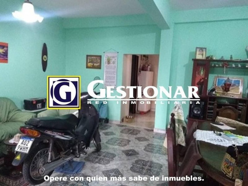 Imagen 2 de 19 de Venta De Casa En Lanus Oeste, Lanús