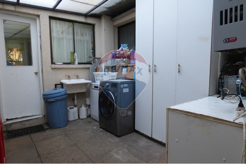 Casa 2 Pisos, Venta, 4d, 3b, 3e. Ñuñoa