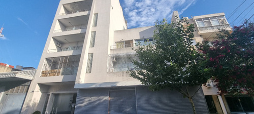 Depto Monoambiente En Venta En Villa Urquiza - Edificio Moderno Con Balcón Y Servicios