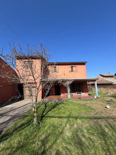 Propiedad 5 Ambientes Sobre Asfalto, Camet Norte