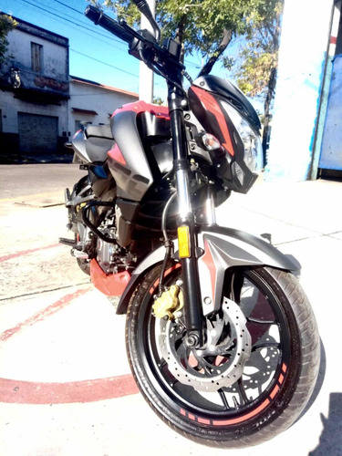 Bajaj Rouser 200 Ns