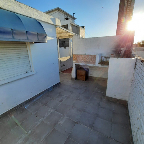 Imagen 7 de 8 de 2 Ambientes Con Patio Zona Varese