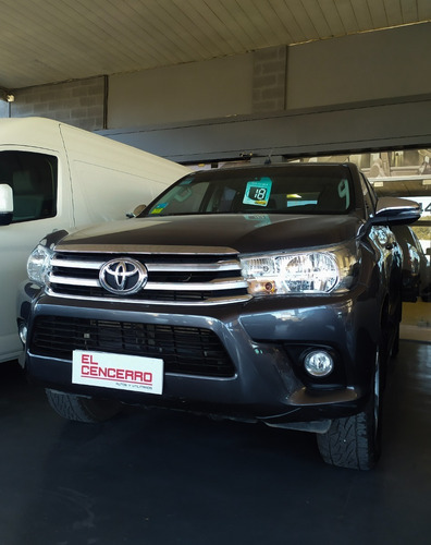 Imagen 15 de 21 de Toyota Hilux 4x2 Dc Srv 2.8 Tdi 6 At