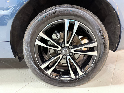 Volvo XC60 XC 60 T-5 MOMENTUM 2.0 254CV AWD 5P