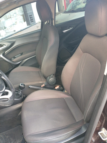 Fiat Cronos 1.8 16v Precision