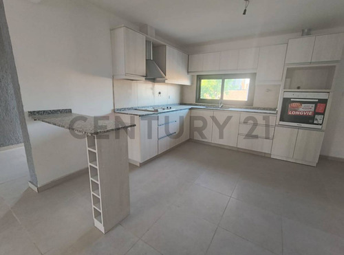 Casa En Venta Barrio Pinar Del Sol Vi