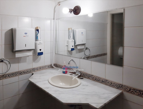Alquiler O Venta- Oficina En Cuidad Vieja - Independencia