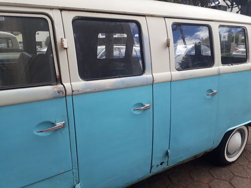 Volkswagem Kombi Antiga 6 Portas Corujinha Urgente